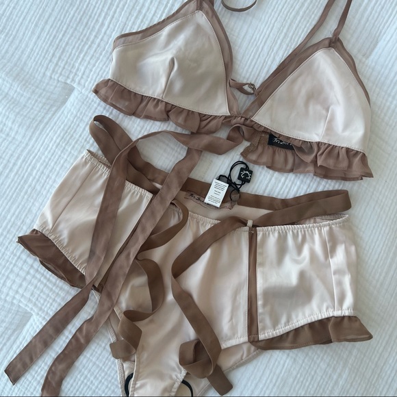 For Love & Lemons Lucienne Set - Picture 7 of 13